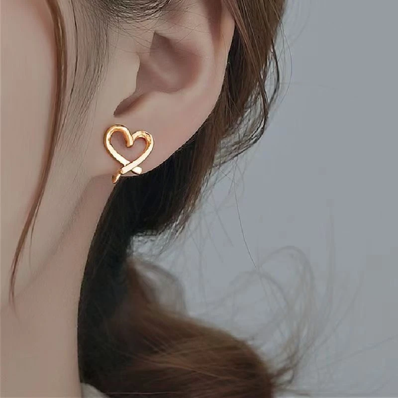 无痛硅胶耳夹女无耳洞新款夏简约百搭高级小爱心气质耳钉耳环耳饰