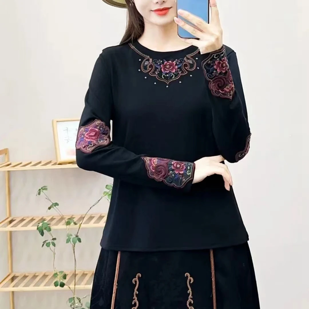 【吉祥】秋季民族风领口刺绣圆领打底衫国风显瘦百搭棉质内搭长袖衫