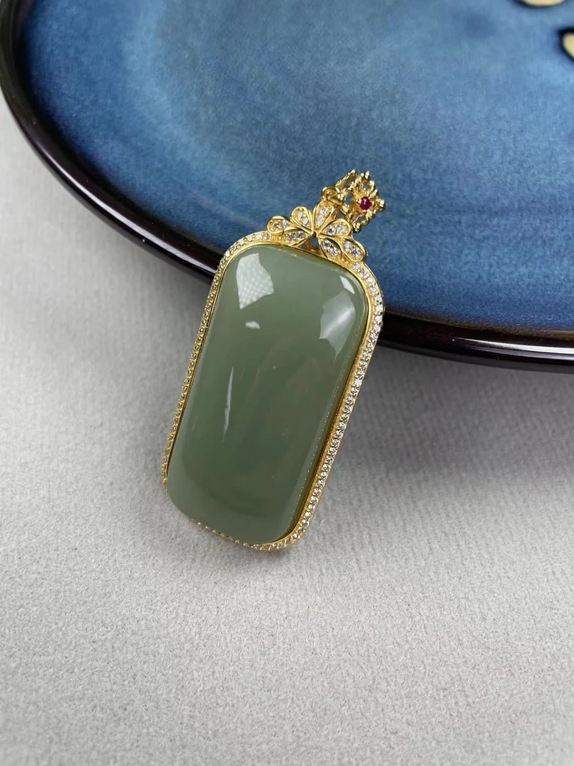 【缺货】S925和田玉方牌吊坠 ZY2015