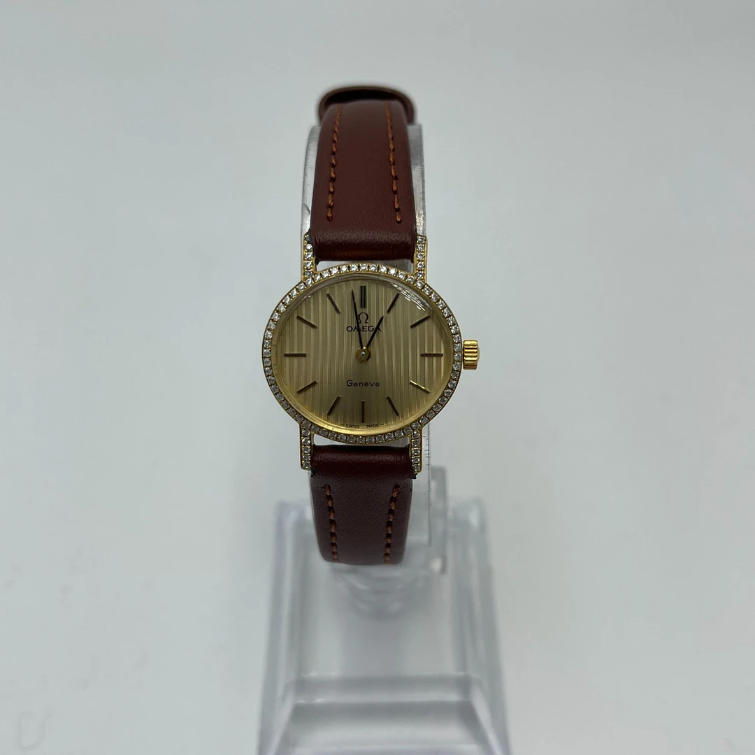95新 Omega/欧米茄 /表径20.5*22.5MM/女表2249