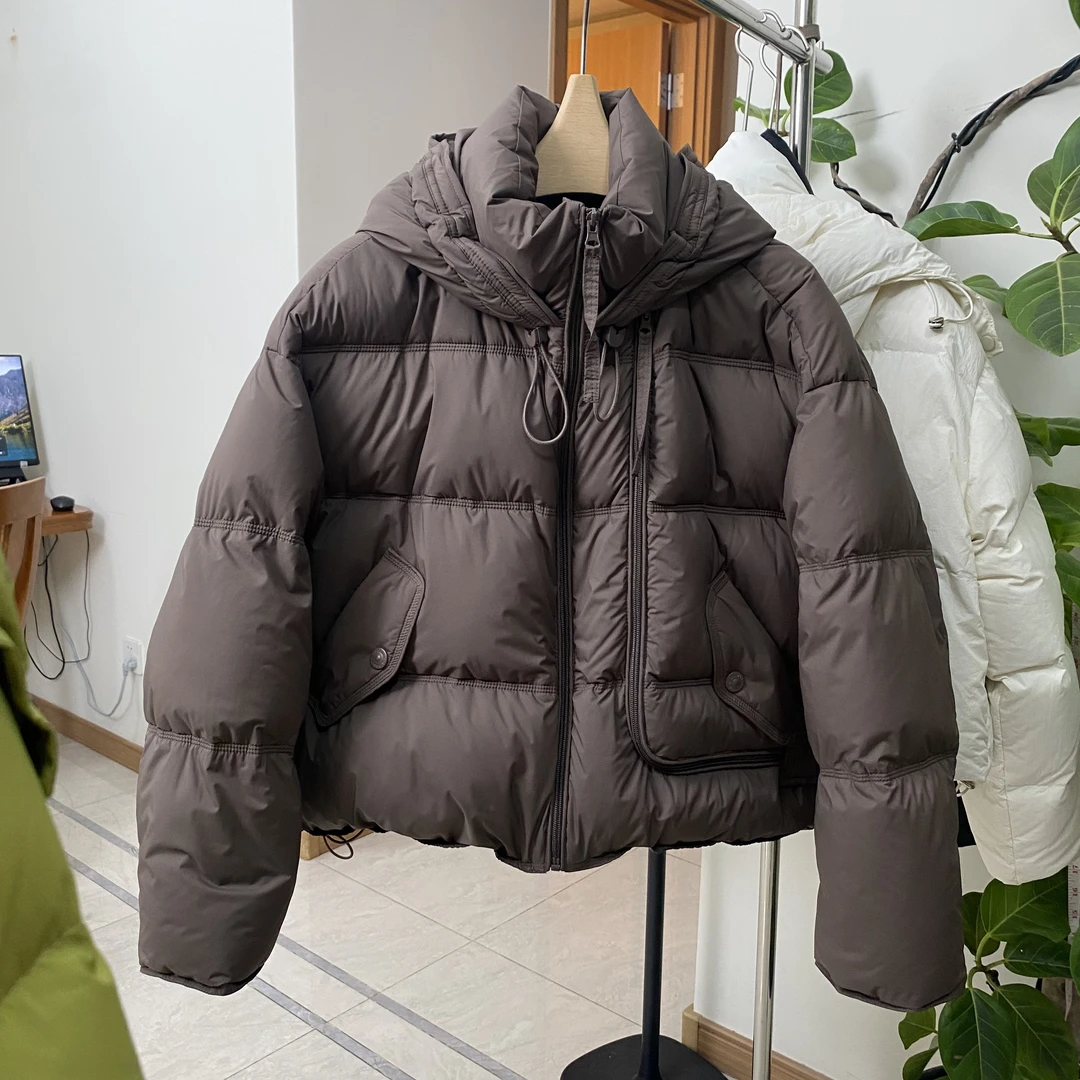 111款短款时尚连帽百搭白鸭绒女外套
