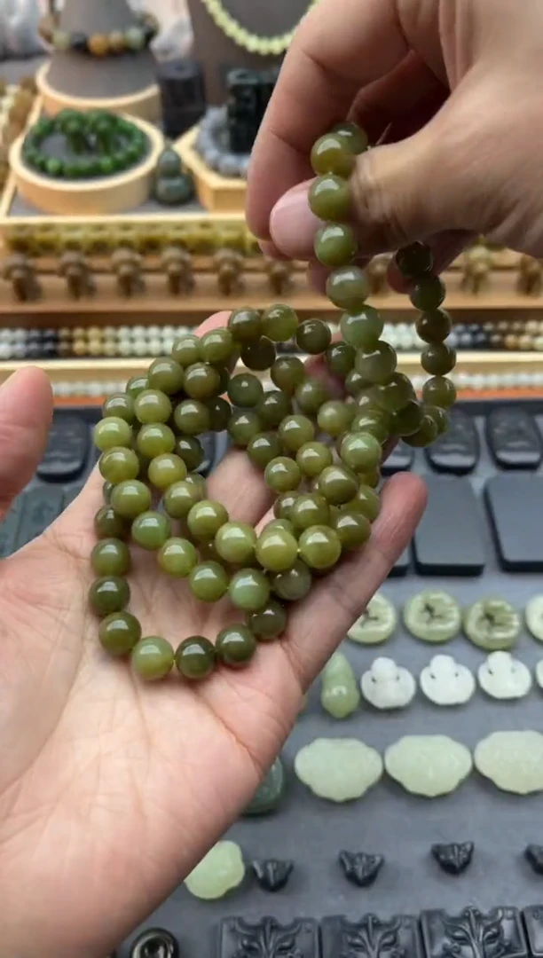 【闪购商品】和田玉颈饰未镶嵌黄加绿拍一发一多样性发