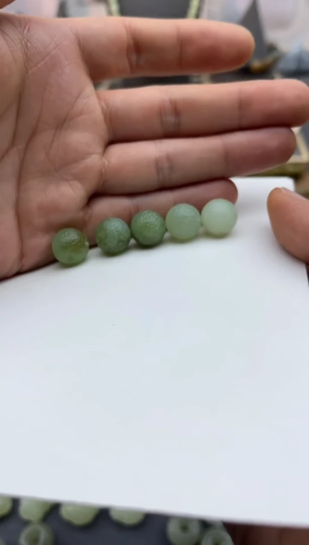 【闪购商品】和田玉颈饰未镶嵌星球12mm拍一发一多样性发货