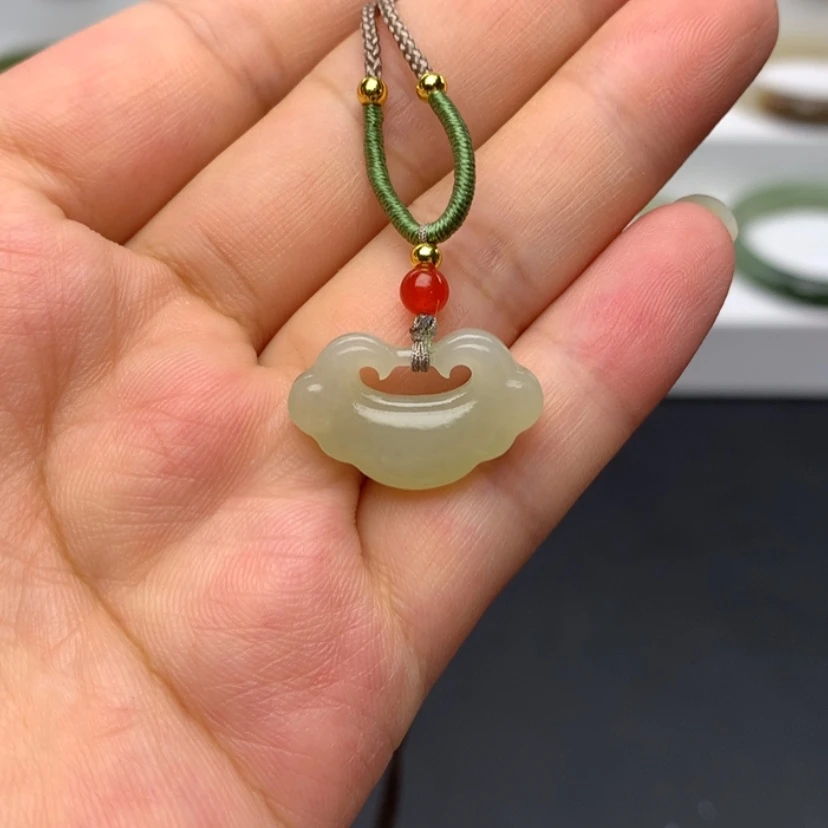 【闪购商品】和田玉手镯未镶嵌