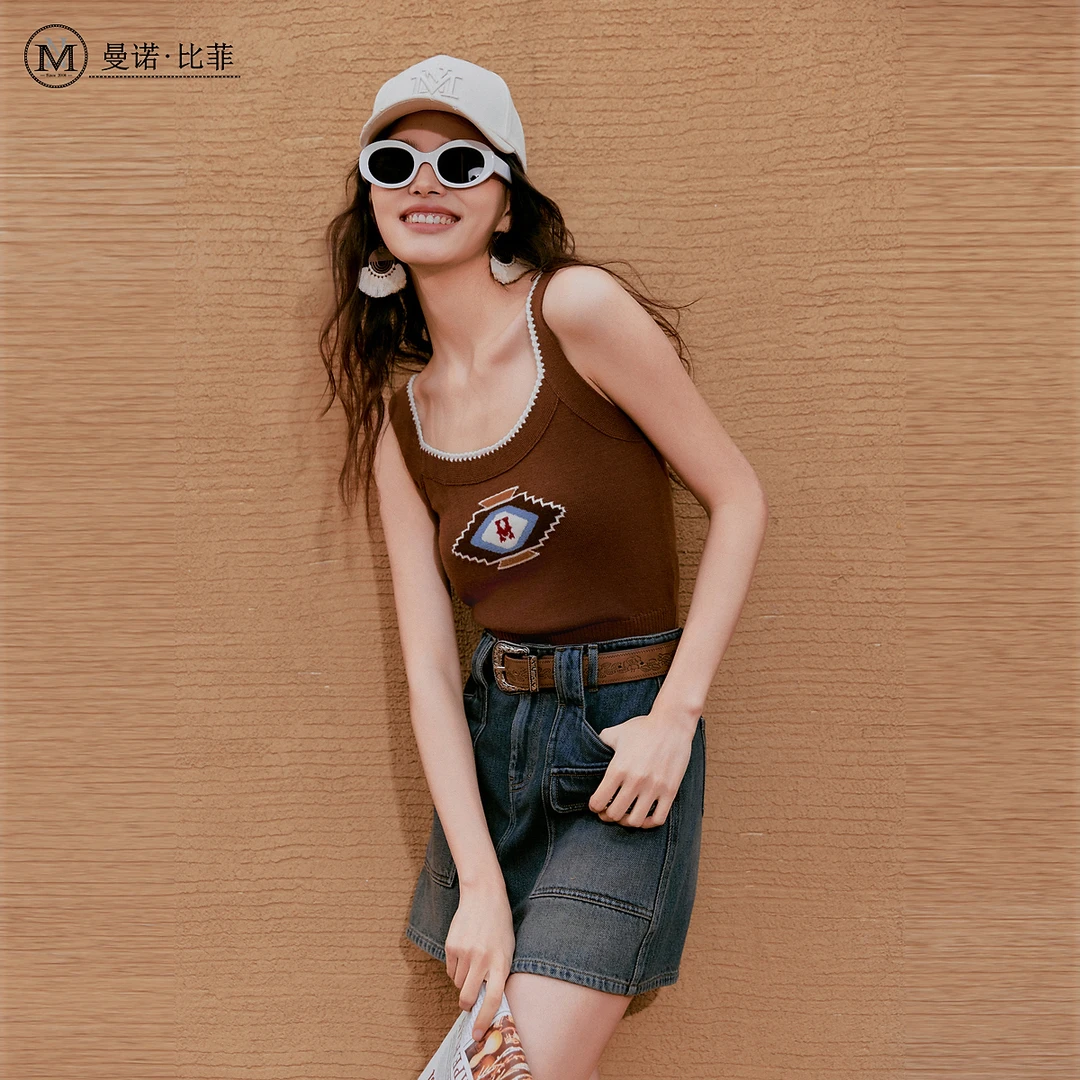 曼诺比菲商场同款秋季吊带背心女外穿修身无袖上衣MFGM131017