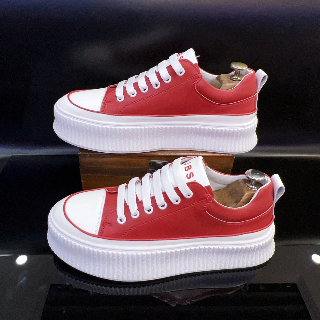 男鞋潮鞋2025年新款真皮饼干鞋厚底小白鞋男ins增高百搭休闲板鞋