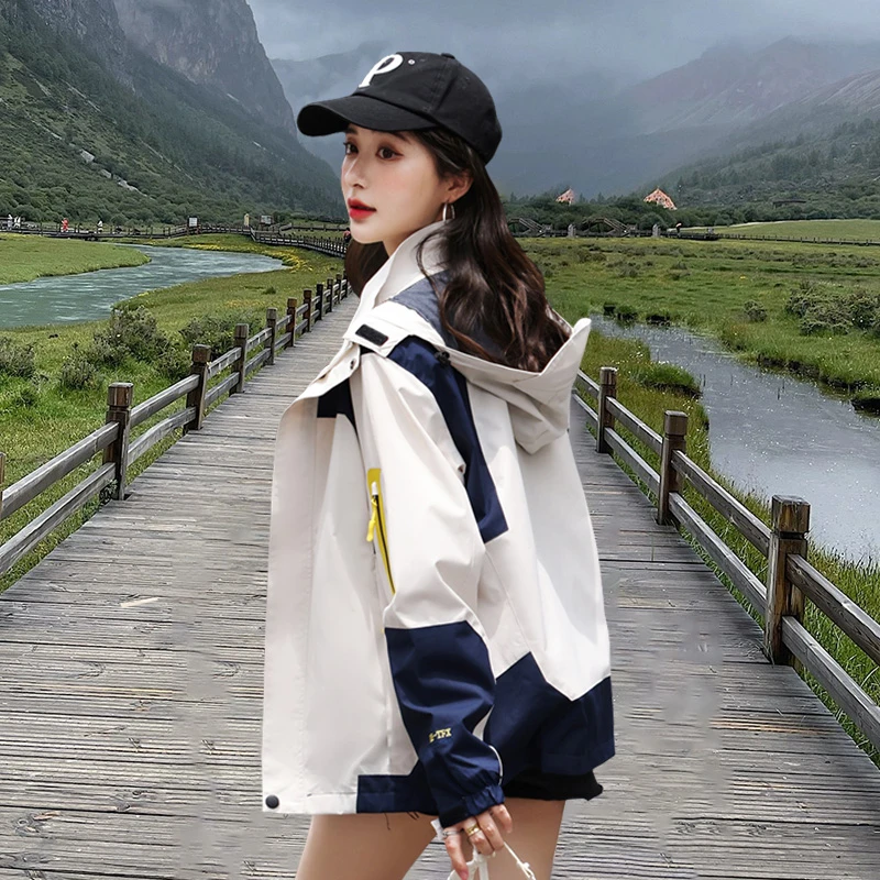 冲锋衣男女春秋冬三合一2025新款防水防风衣外套情侣户外旅游穿搭