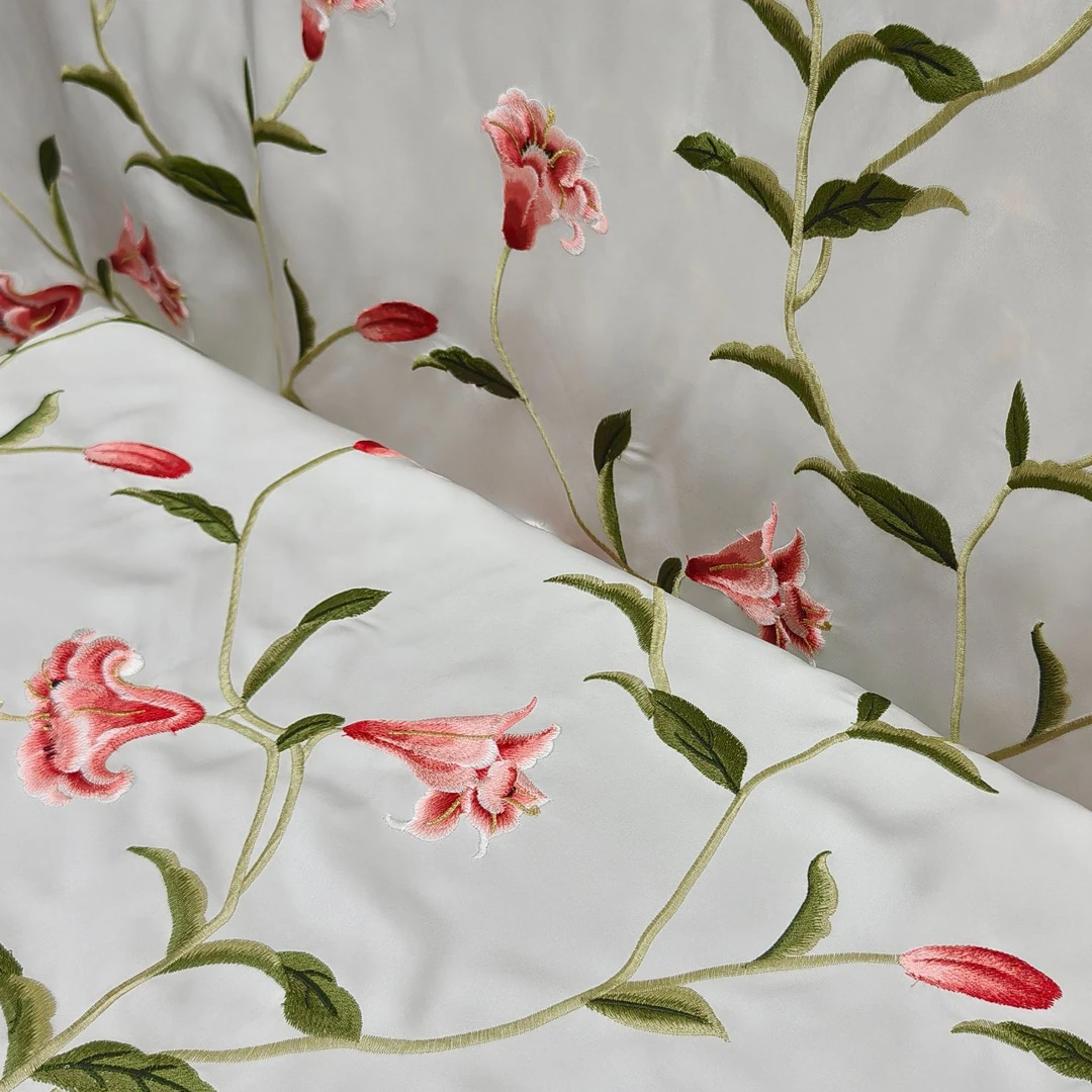 《刺绣》【百合花】国风牡丹蝴蝶醋酸流星缎吊带衫连衣裙布料