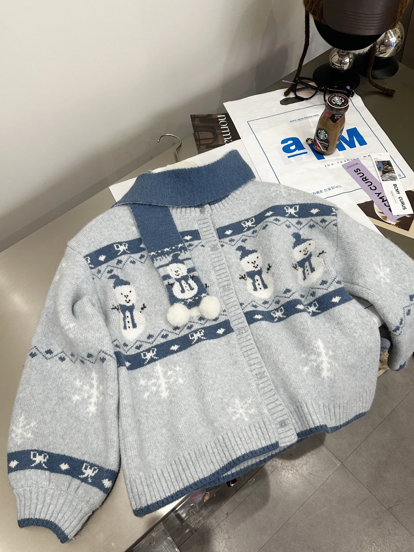 【原版定制】 雪人+围巾软糯氛围感圆领开衫毛衣外套女针织衫 A008