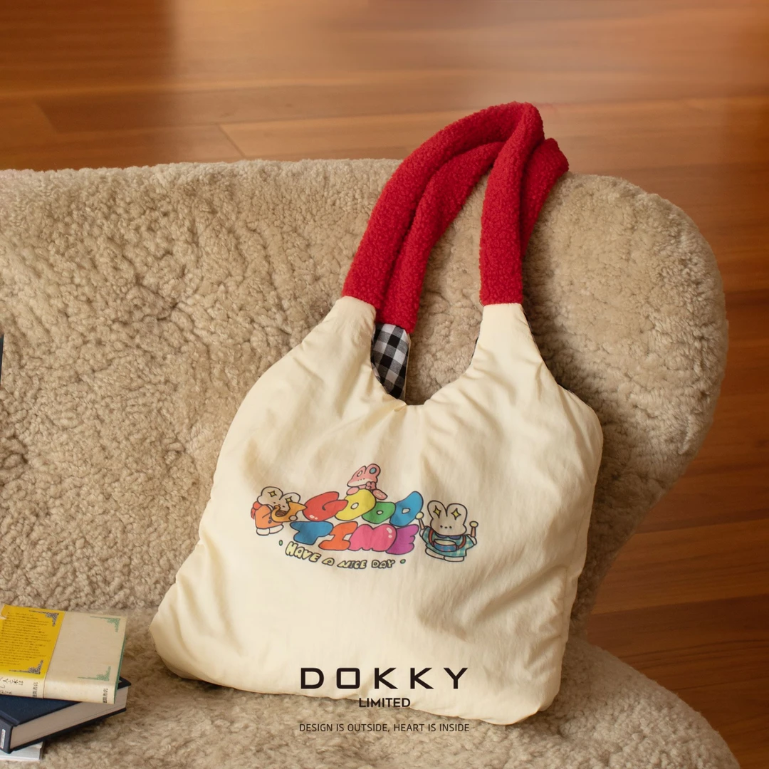 【兔兔乐队】DOKKY柔软蓬松复古格纹卡通插画|两面可背大容量托特包