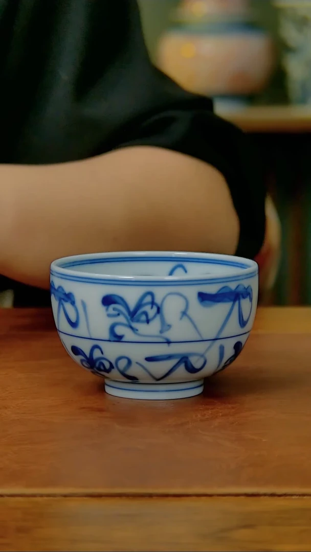 【闪购商品】陶瓷茶花纹圆融杯