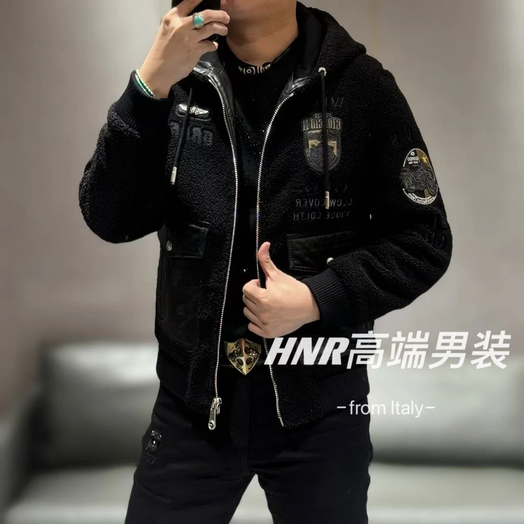 【绵羊皮拼接】胸前图案设计男士休闲鹅绒百搭羽绒服P198