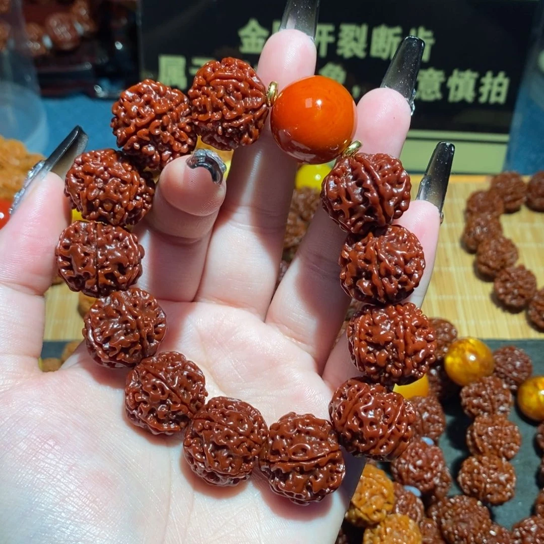 金刚菩提手串206。       红