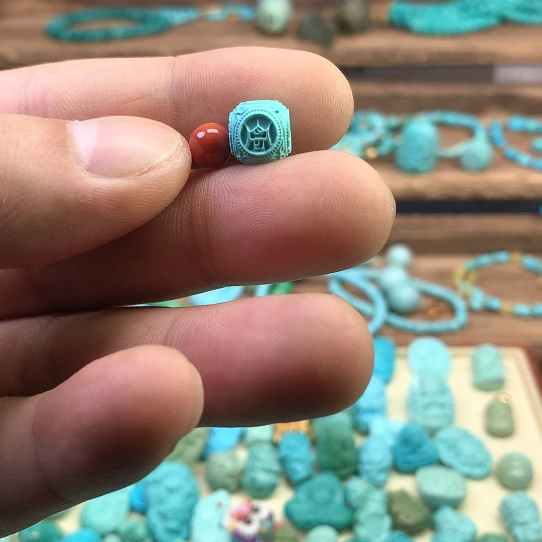 南红玛瑙颈饰未镶嵌