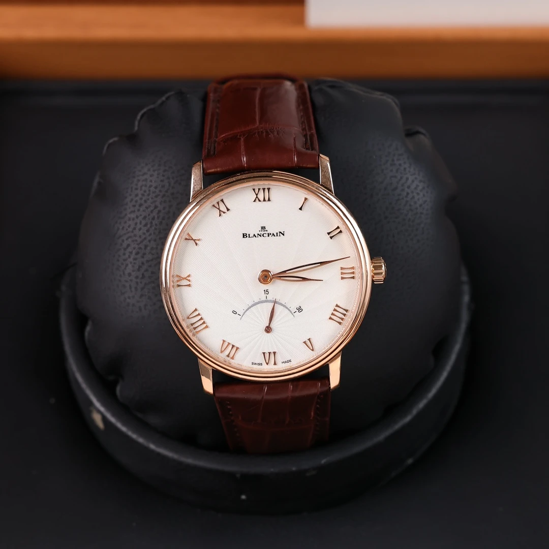 95新  宝珀经典系列6653Q腕表 40mm 2018年保卡 公价166000