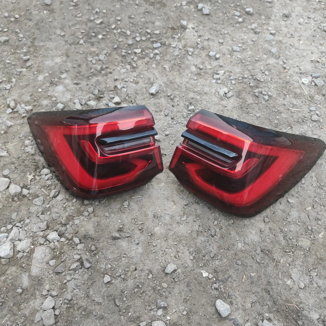 8新  适用于荣威rx5plus后尾灯刹车灯防追尾灯原车原厂拆车件