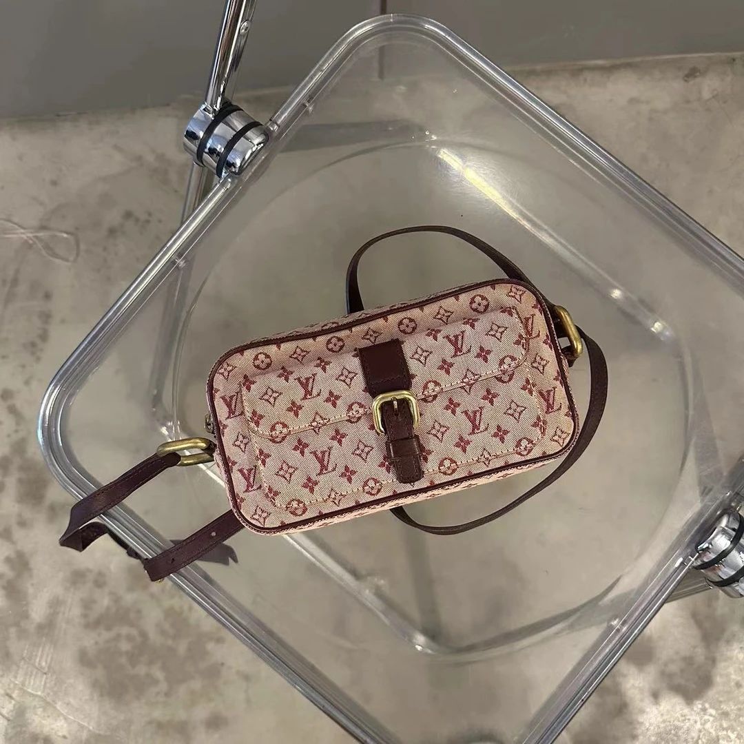 95新 LouisVuitton/路易威登 玖拾 树莓色丹宁相机包斜挎男包