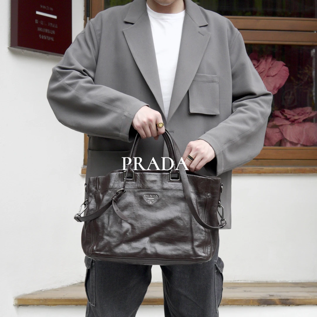 95新 Prada/普拉达 玖拾中古 油蜡质感皮复古棕黑手提斜挎男包