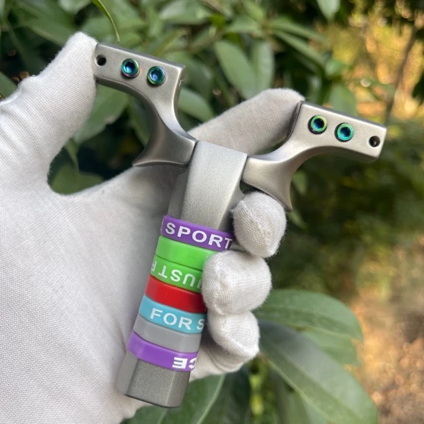 夹片高背鸡王弹弓鸡王二代不锈钢弹弓比赛户外下货打比赛专用弓