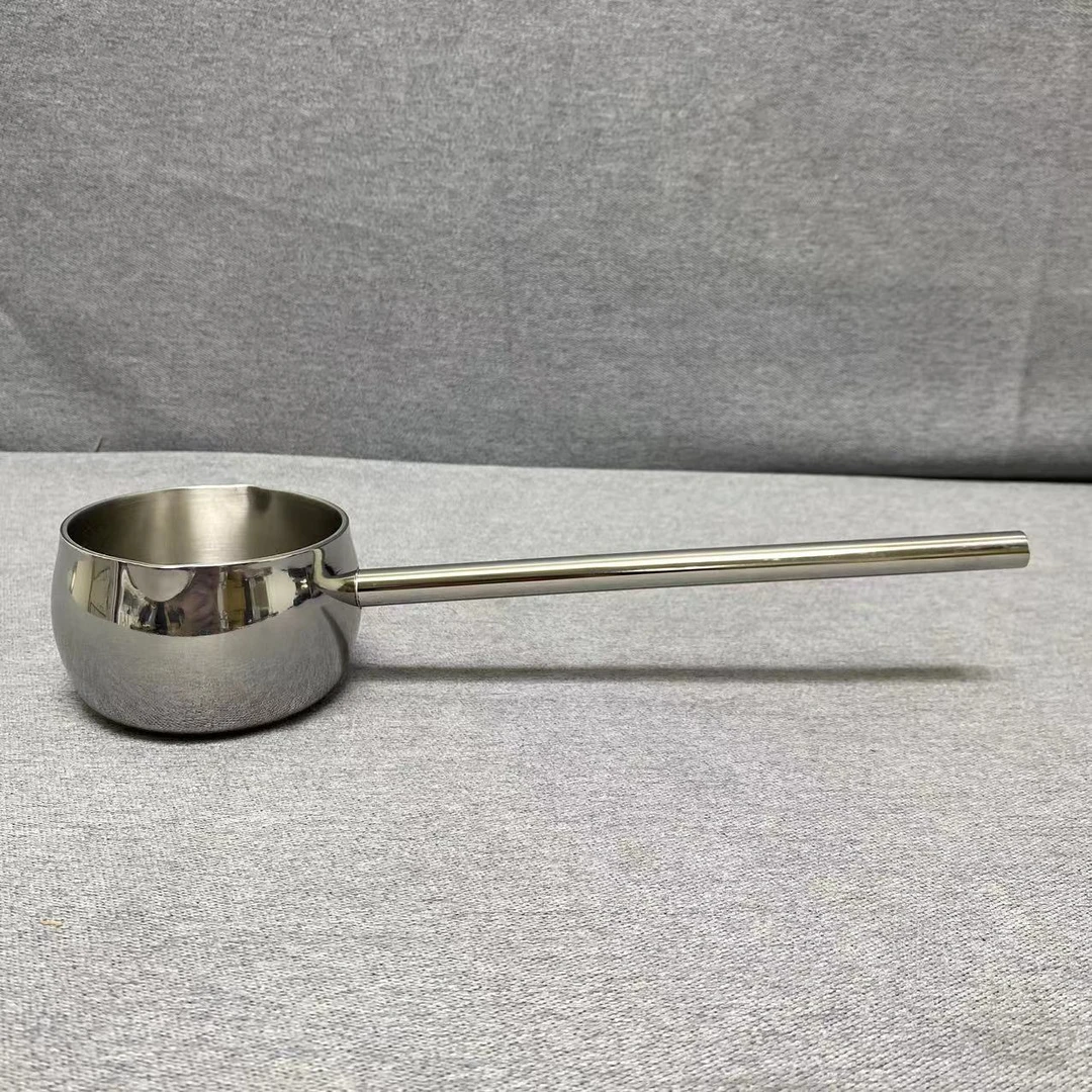 13-015 不锈钢单柄家用泼油锅 8*5.5CM 重约0.22KG