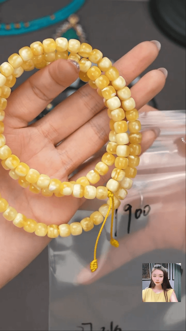 【闪购商品】蜜蜡手串未镶嵌11111111111111