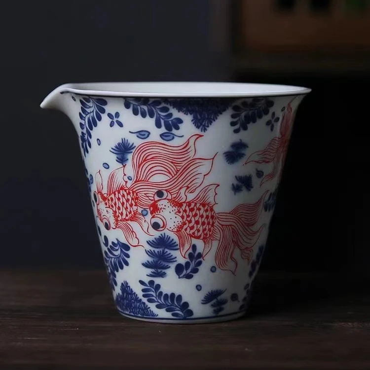 【姗姗说瓷】复古青花釉里红鱼藻纹公道杯茶道配件