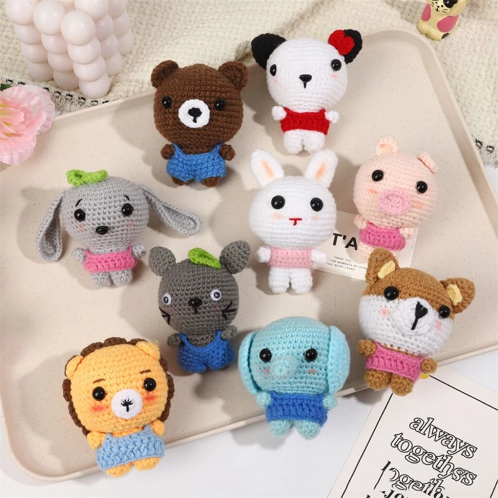 热卖款卡通柴犬小猪动物系列手工毛线钩织挂件成品可爱钥匙扣挂饰