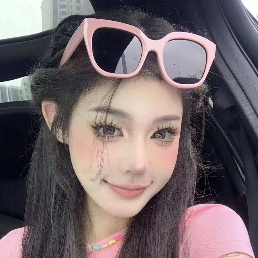 2024新款方形嫩粉色遮阳女高级网红太阳眼镜大框方圆脸多巴胺女孩