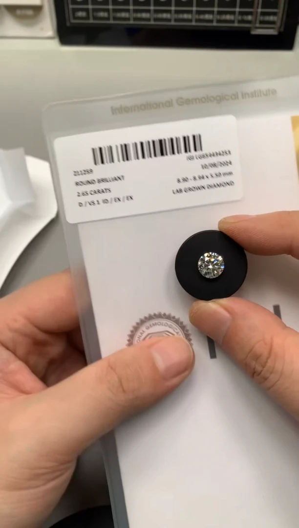 【闪购商品】实验室培育钻石裸石未镶嵌2.65D654434253