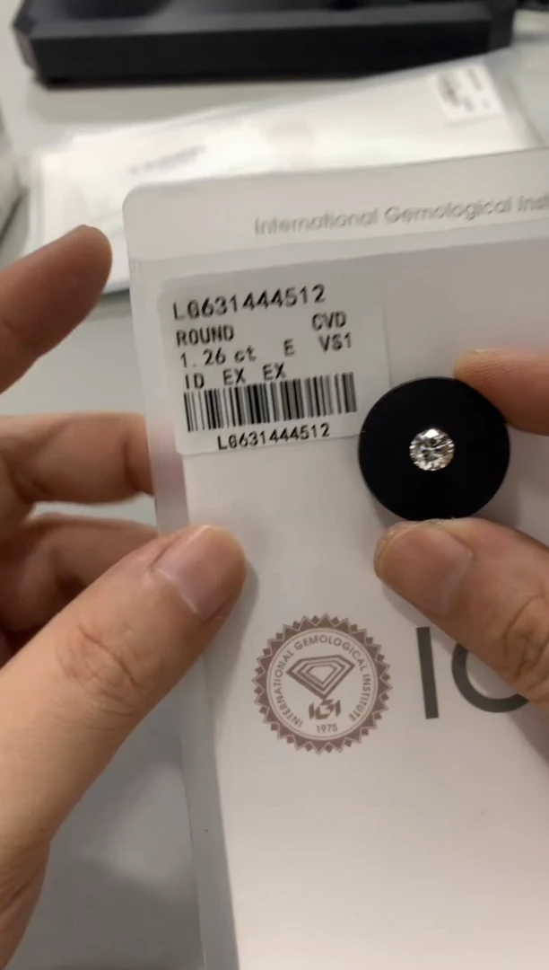 【闪购商品】实验室培育钻石裸石未镶嵌1.26E631444512