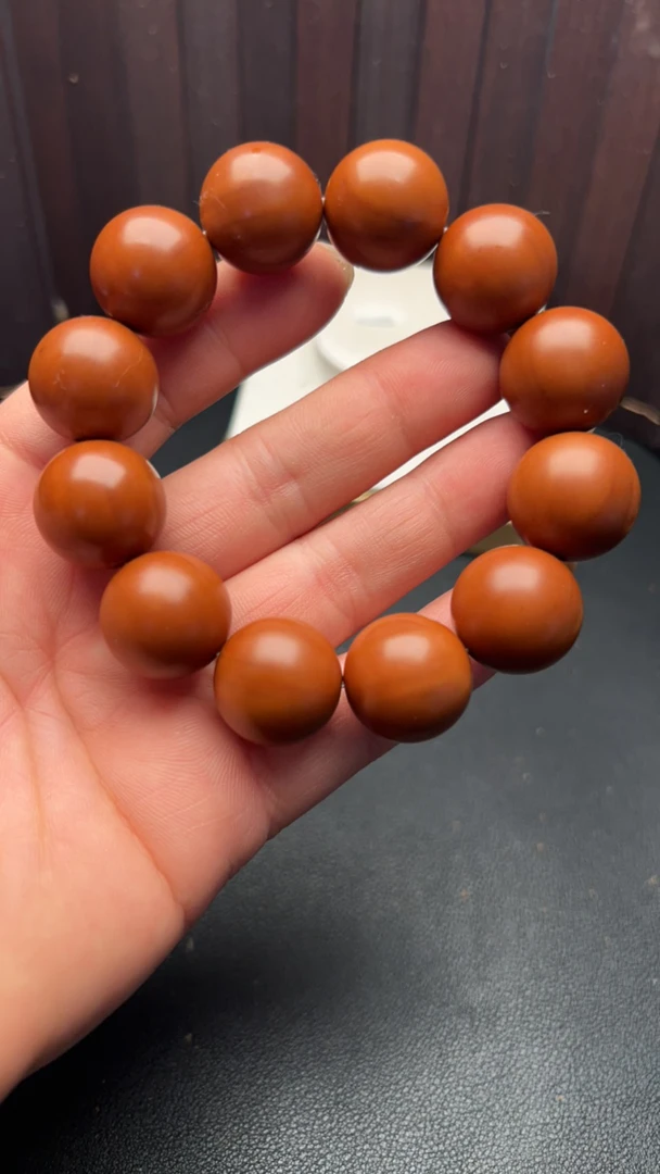 橄榄核精品正圆光珠