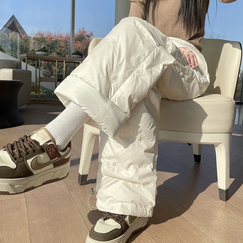 加厚绣花羽绒裤女冬季新款高腰阔腿慵懒白鸭绒外穿宽松休闲直筒裤