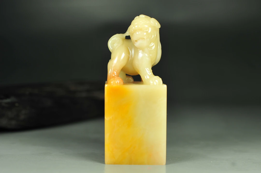 寿山石松柏岭钮章