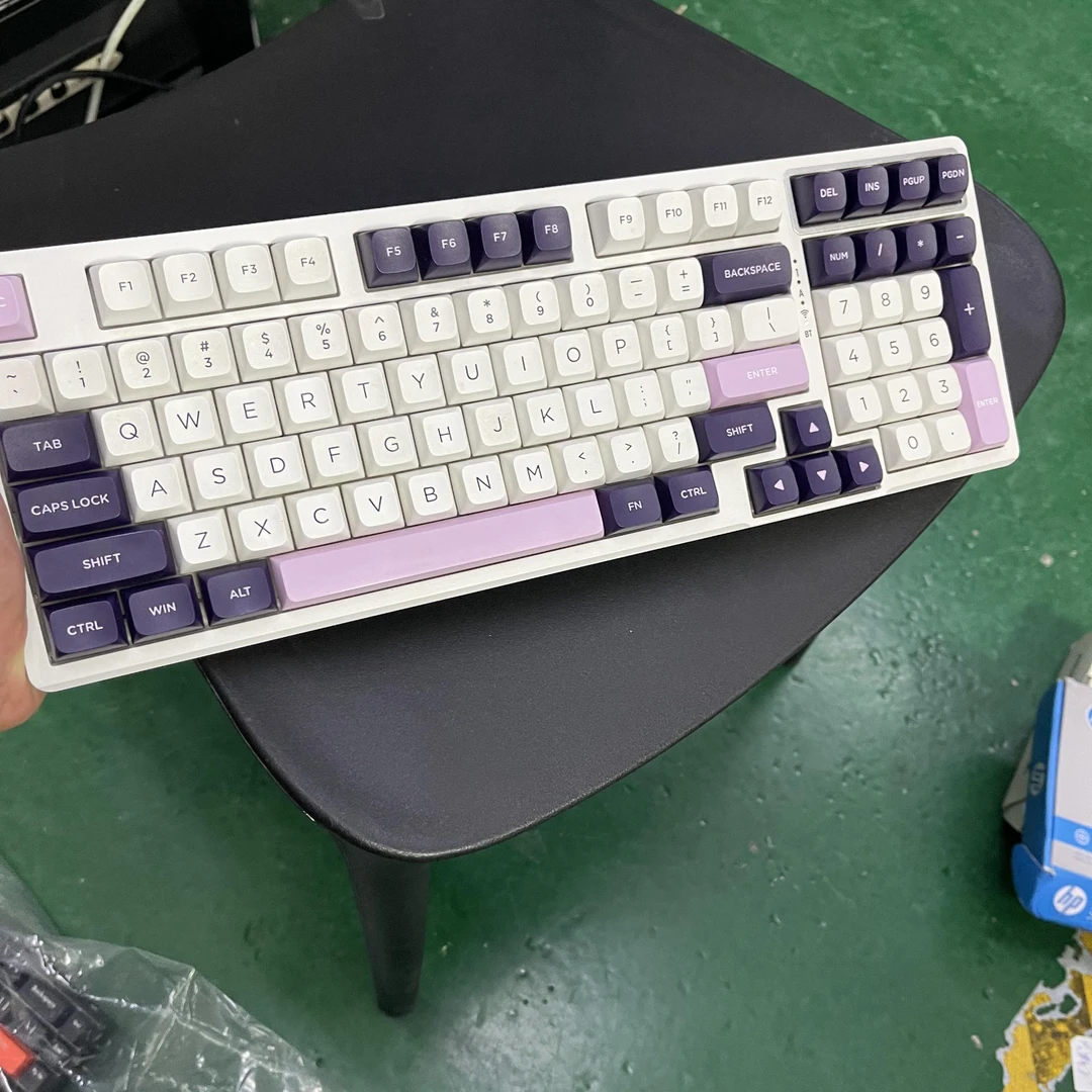9新   v98pro-V2-蓝莓冰淇淋轴 黑加仑配色三模客制化键盘#A49