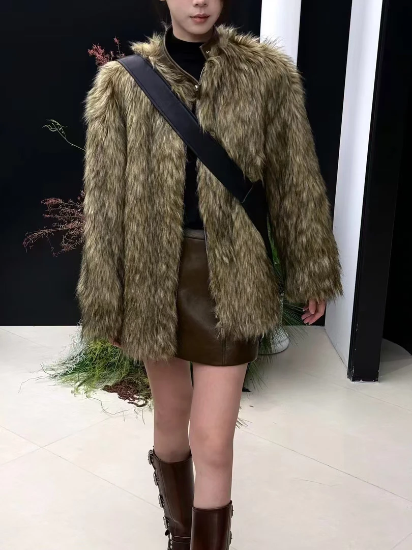 子立花开设计师款环保毛毛外套