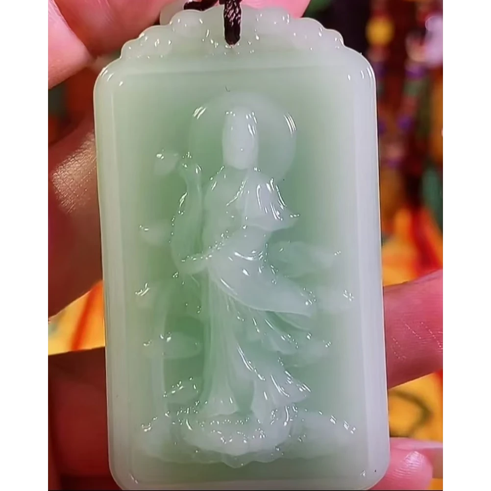 1粉丝福利浅绿锦鲤观音吊坠百搭款