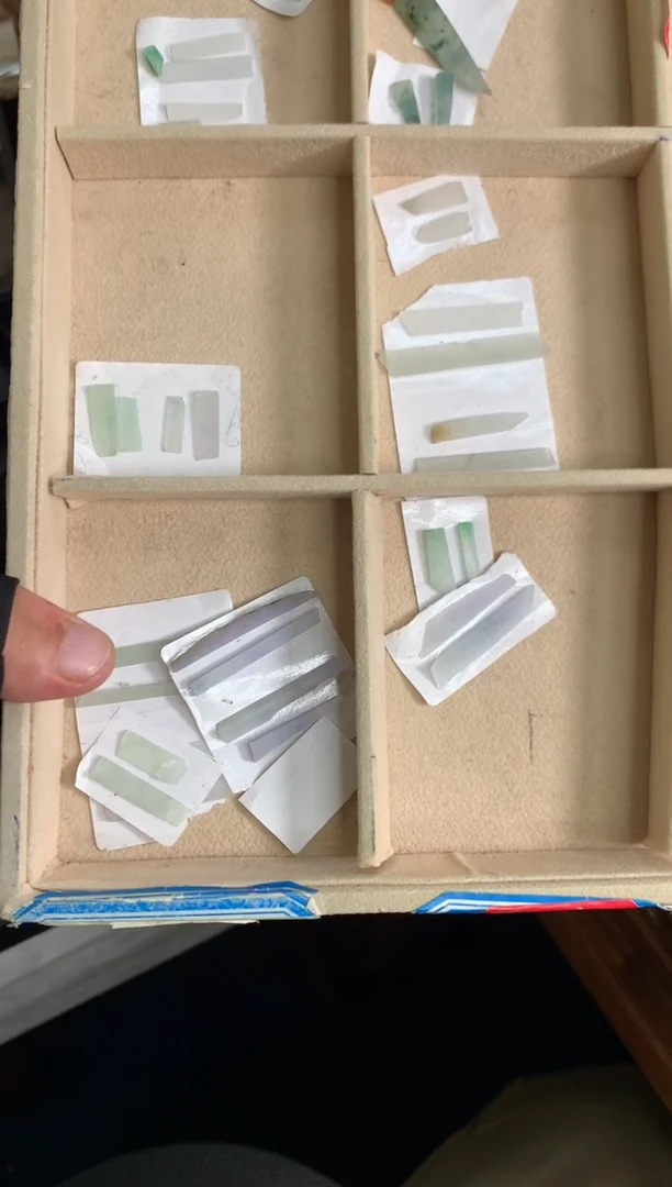 【闪购商品】定制翡翠未镶嵌随机发一对多样性发货