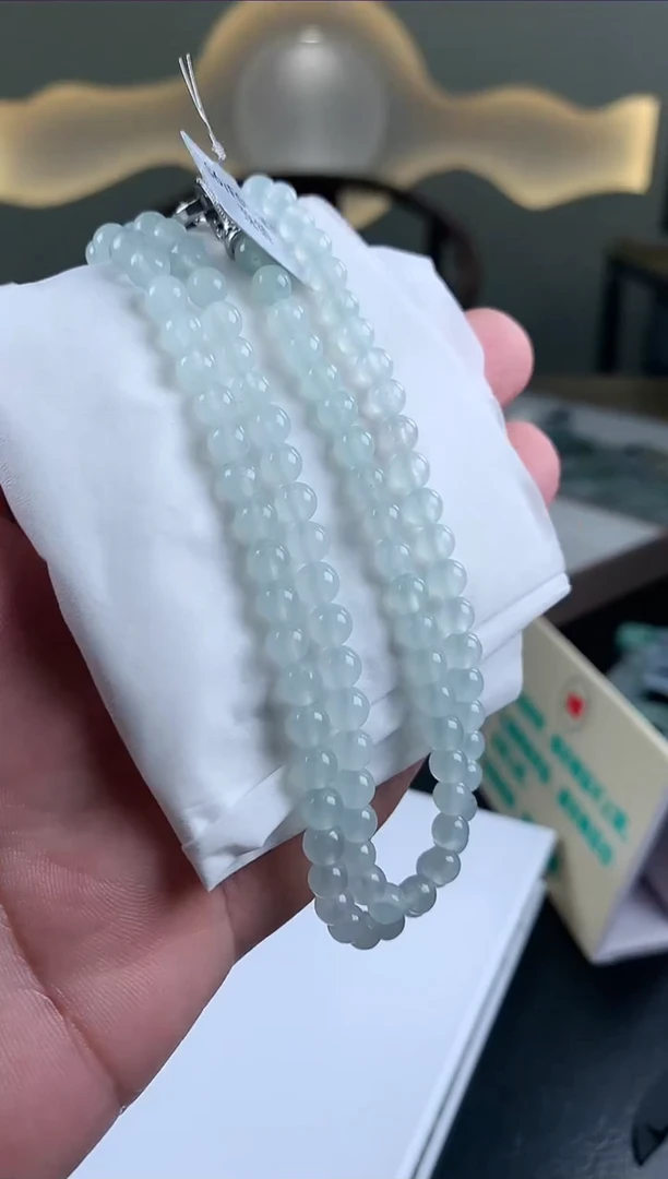 【闪购商品】翡翠手串未镶嵌.