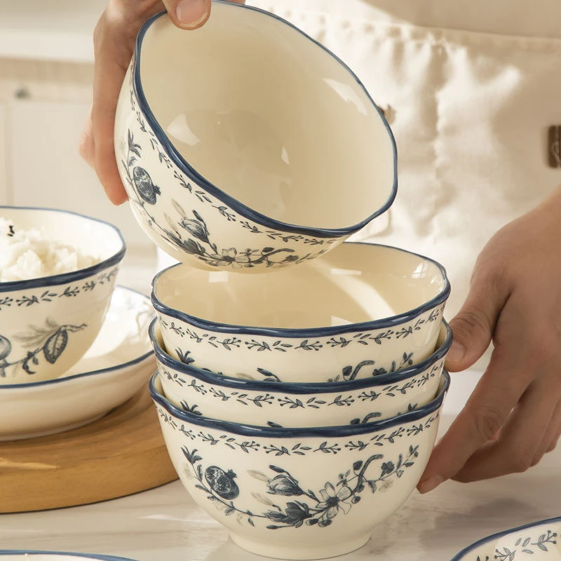 青花瓷中式简约大碗饭碗碗碟釉下彩盘子家用汤碗酒店陶瓷餐具套装