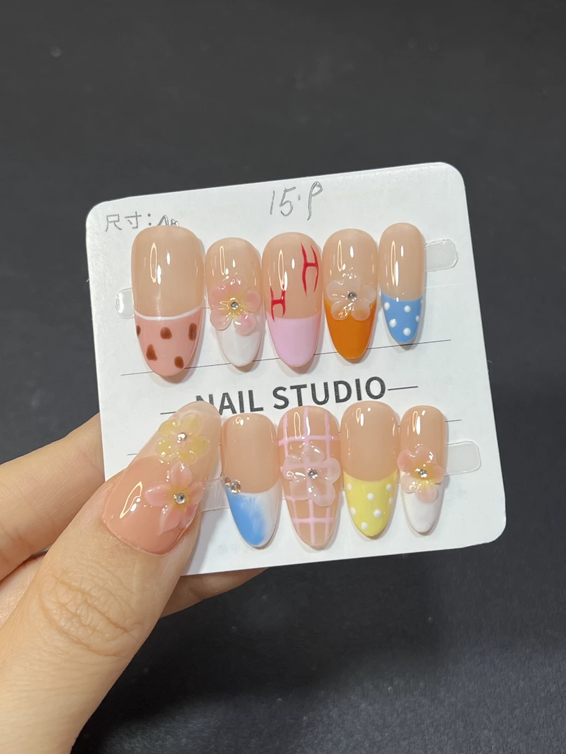 糖果色法式雕花纯手工穿戴甲1119