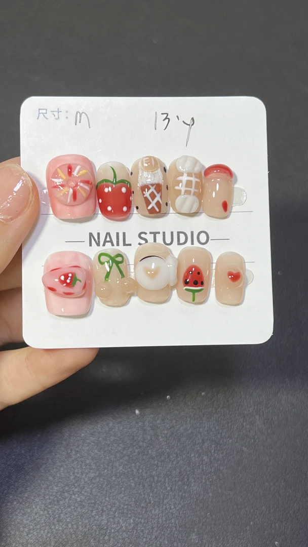 立体卡通手捏美甲甜甜圈草莓纯手工穿戴甲824