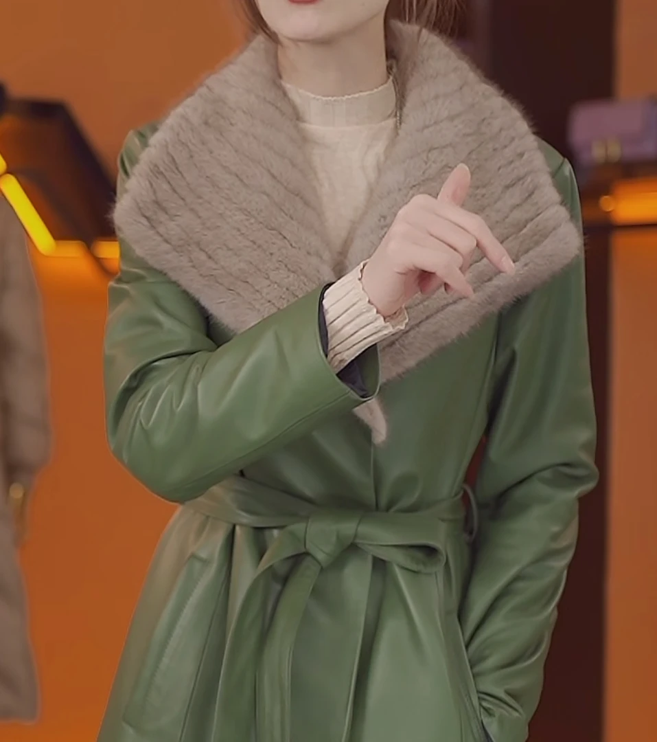袖子已加绒 | 优雅收腰大毛领皮鹅绒服女气质收腰款加厚保暖