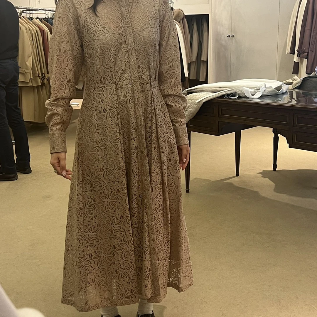 全新未使用  Maxmara AGADIR 蕾丝镂空连衣裙