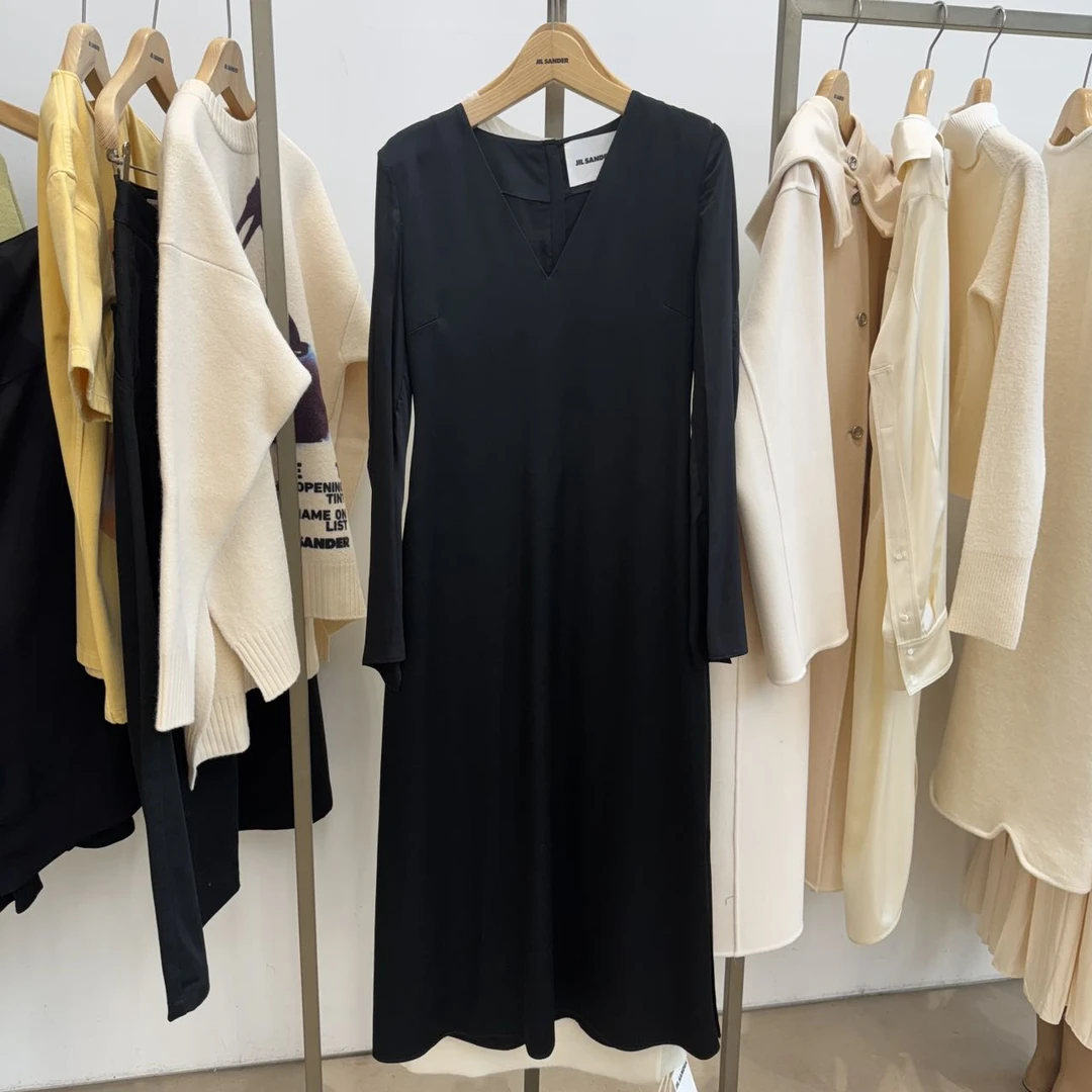全新未使用  jil sander 女士V领连衣裙