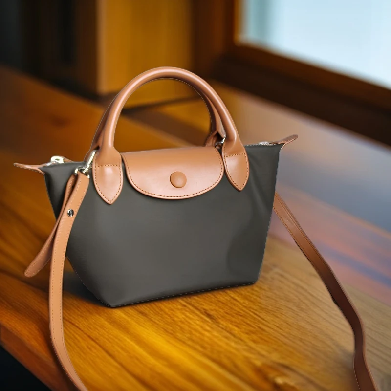 店主推荐·水松底防水面料配头层牛皮饺子包中号单肩包斜挎包