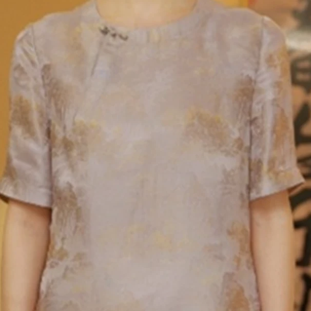 陈  新中式风桑蚕丝浅灰色上衣 07924