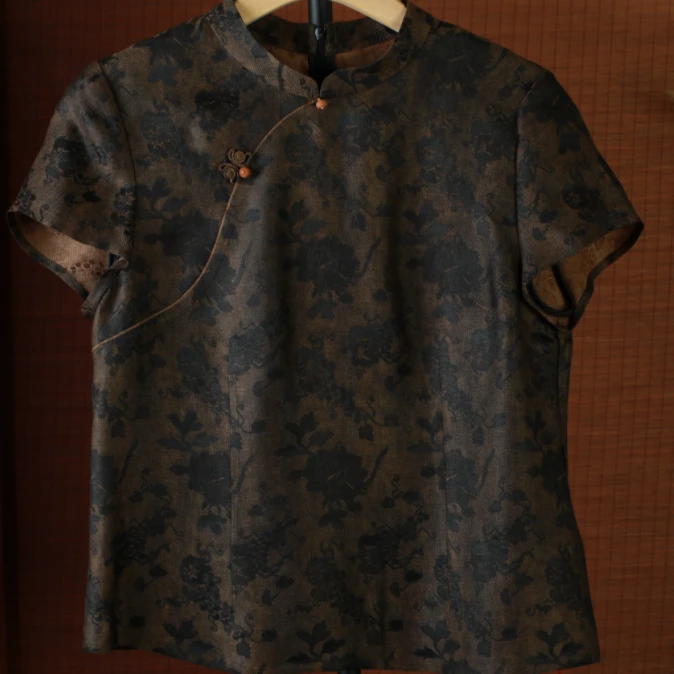 君   新中式风短袖 黑咖全箩羽毛上衣 223824