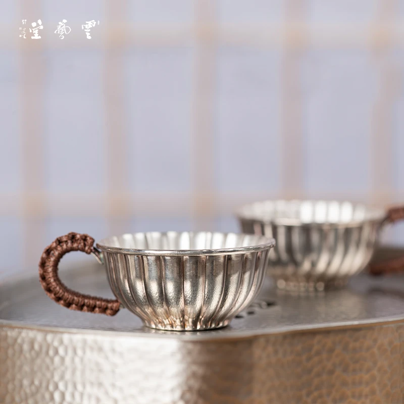 云艺堂  银茶杯足银999品茗杯纯手工一张打主人杯功夫茶菊花瓣