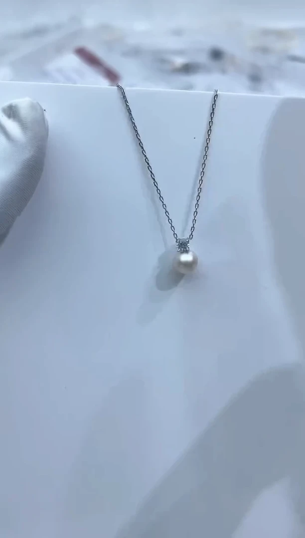 【闪购商品】海水珍珠颈饰银S925镶嵌海水珍珠项链
