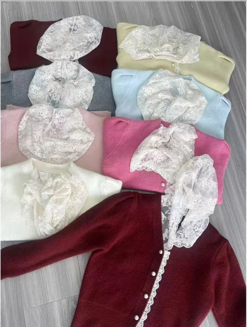 睿夕【甜蜜绵绵】韩版蕾丝拼接连帽单排扣针织开衫毛衣